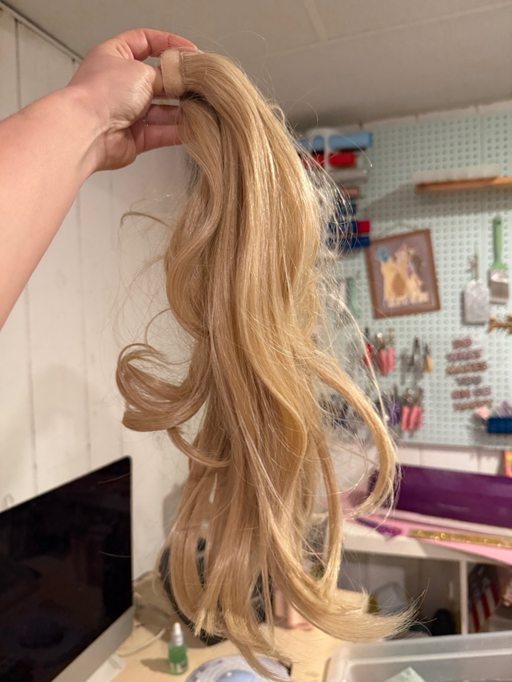 Lola hair extensions ponytail - Picture 2 of 3
